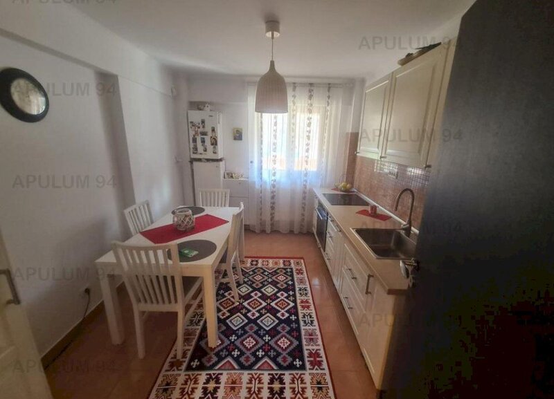 Apartament cu 2 camere de vanzare in Sinaia - Zona Platou Izvor